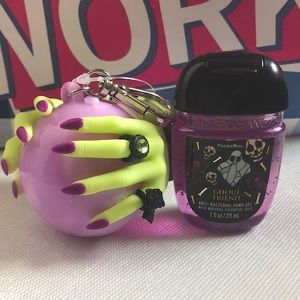 Bath & Body Works Lightup Crystal Ball Witch Hand Pocketbac Holder + GF Gel 2pc